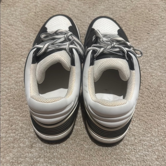 Men’s Gucci sneakers size 10 - Picture 2 of 9